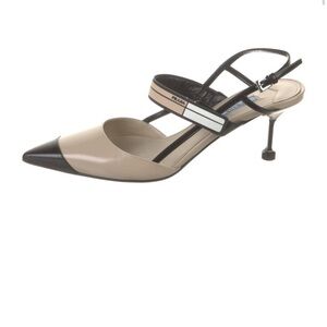 Prada Black and Tan Kitten Heel Pumps Size 40